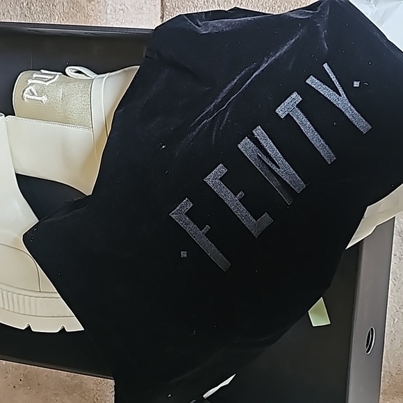 Fenty x Puma Chelsea Boot - Picture 3 of 5